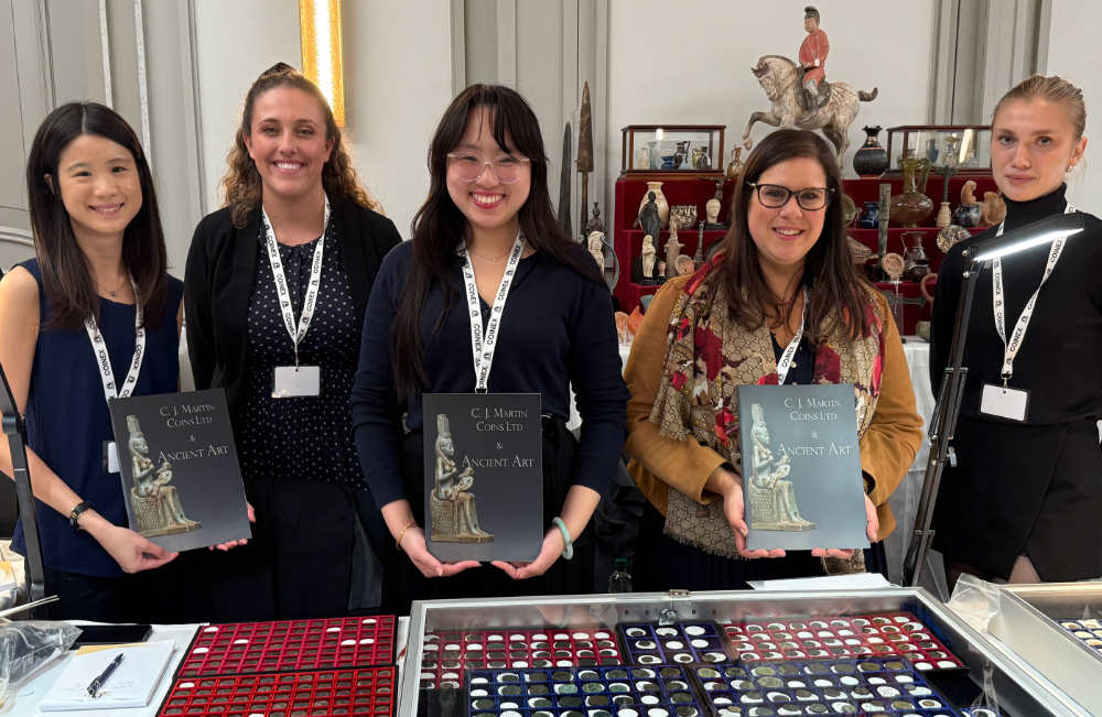 Frauenpower bei C. J. Martin Frauenpower bei C. J. Martin